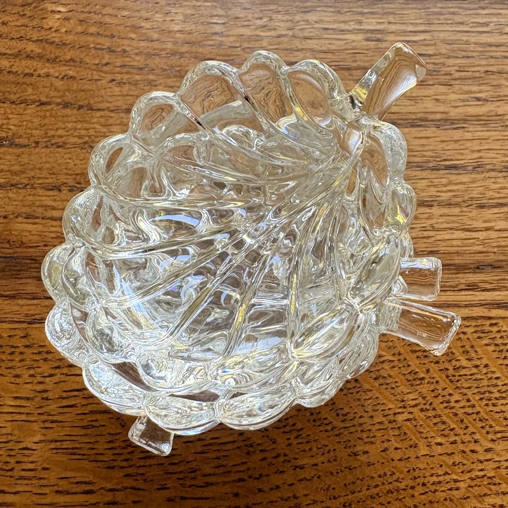 Vintage Heisey Crystolite Clear Glass Leaf Dishes - Set of 5- ~3x3 inches - Picture 10 of 10